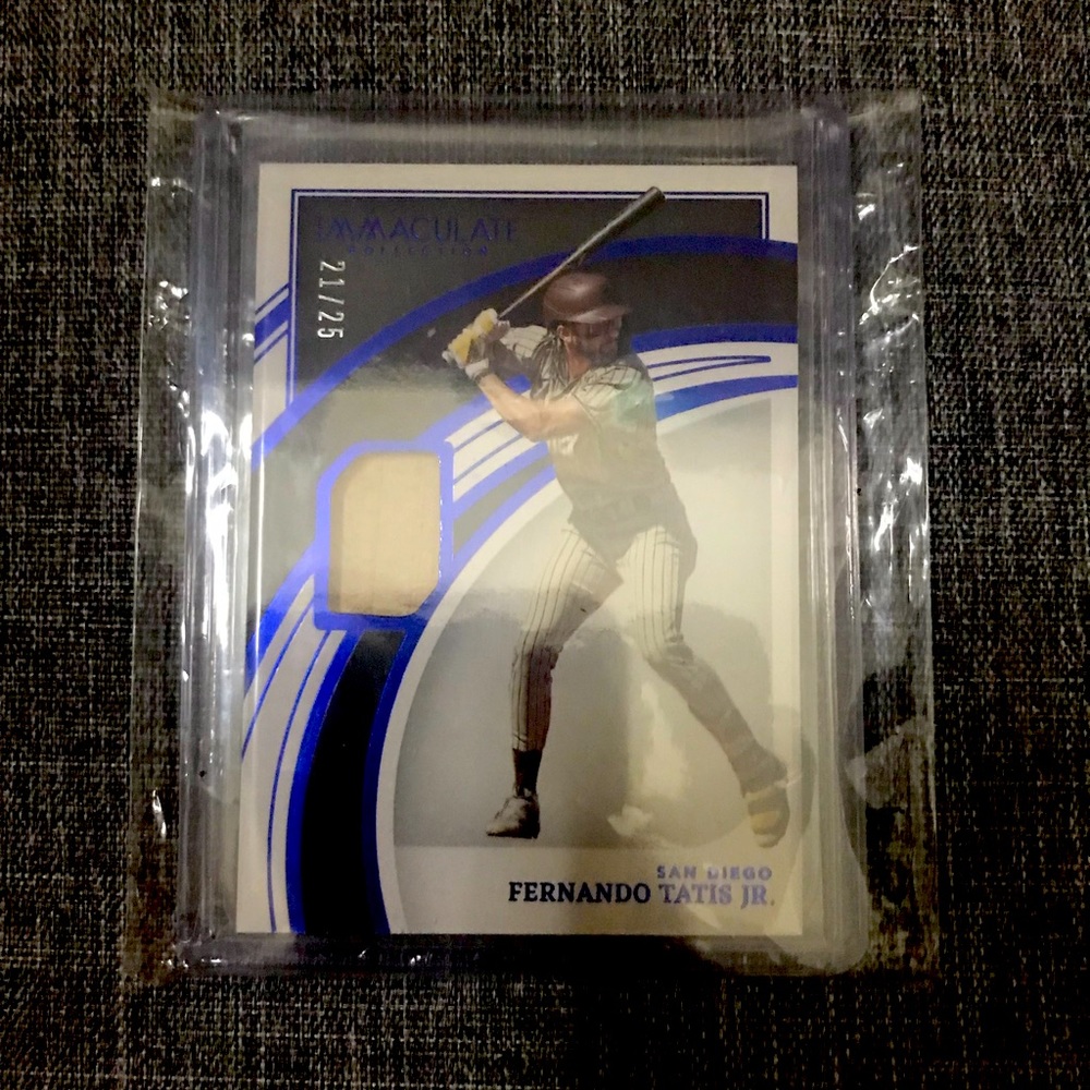 Fernando Tatis Jr. Immaculate Relic Blue /25
